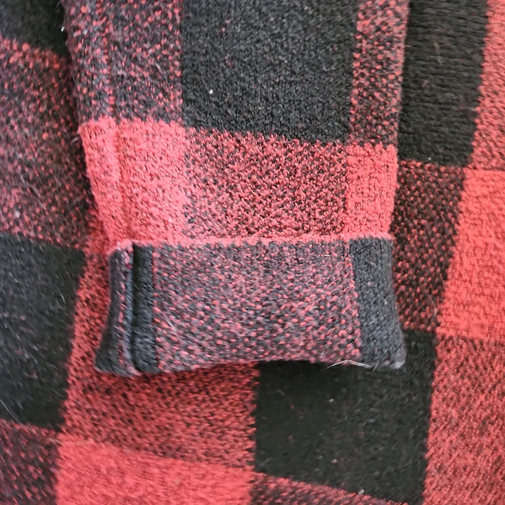 Christian Siriano sweater NWOT - Picture 3 of 5